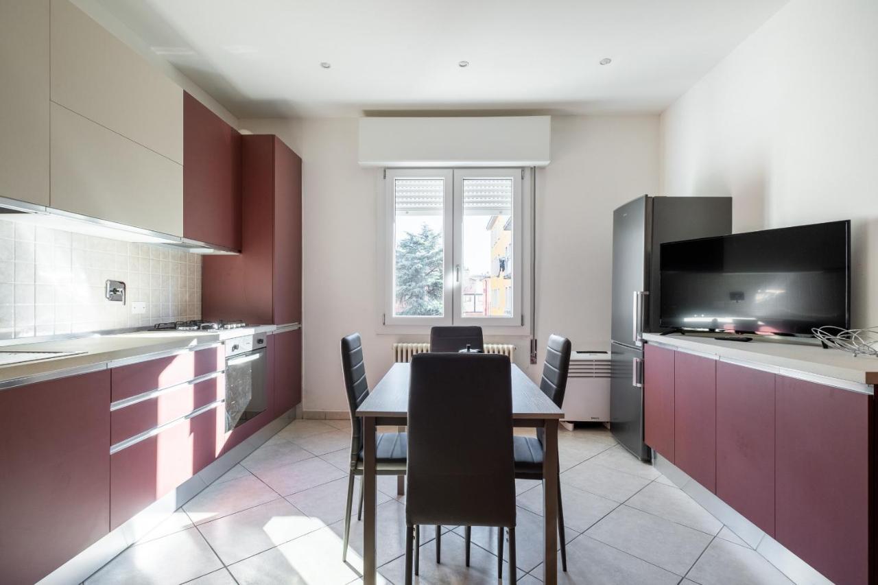 Giorgi Homes - Easy Apartment By Wonderful Italy Bologna Luaran gambar